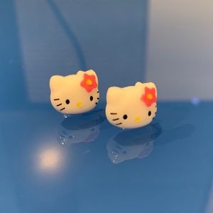 Hello kitty earrings